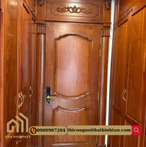 Cửa gỗ căn hộ