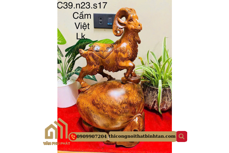 Tượng Dê đứng bao tiền
