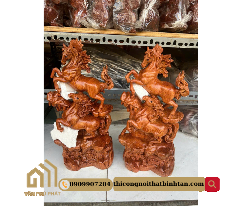 Tượng ngựa gỗ